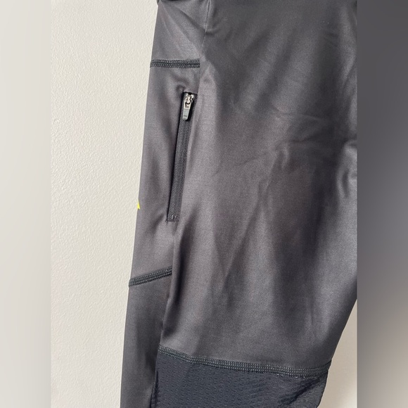 Women’s performance tight - size M - infinit performance - Picture 8 of 8